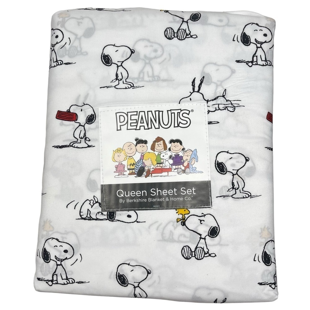 Peanuts Snoopy Queen Size 4 Piece Sheet Set White Woodstock NWT